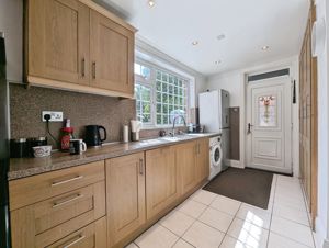 Photo 19- click for photo gallery